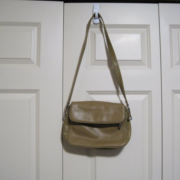Aurielle Handbags - Aurielle leather purse